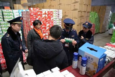 象山各地捍卫市民食品安全不放松!有关部门在行动…